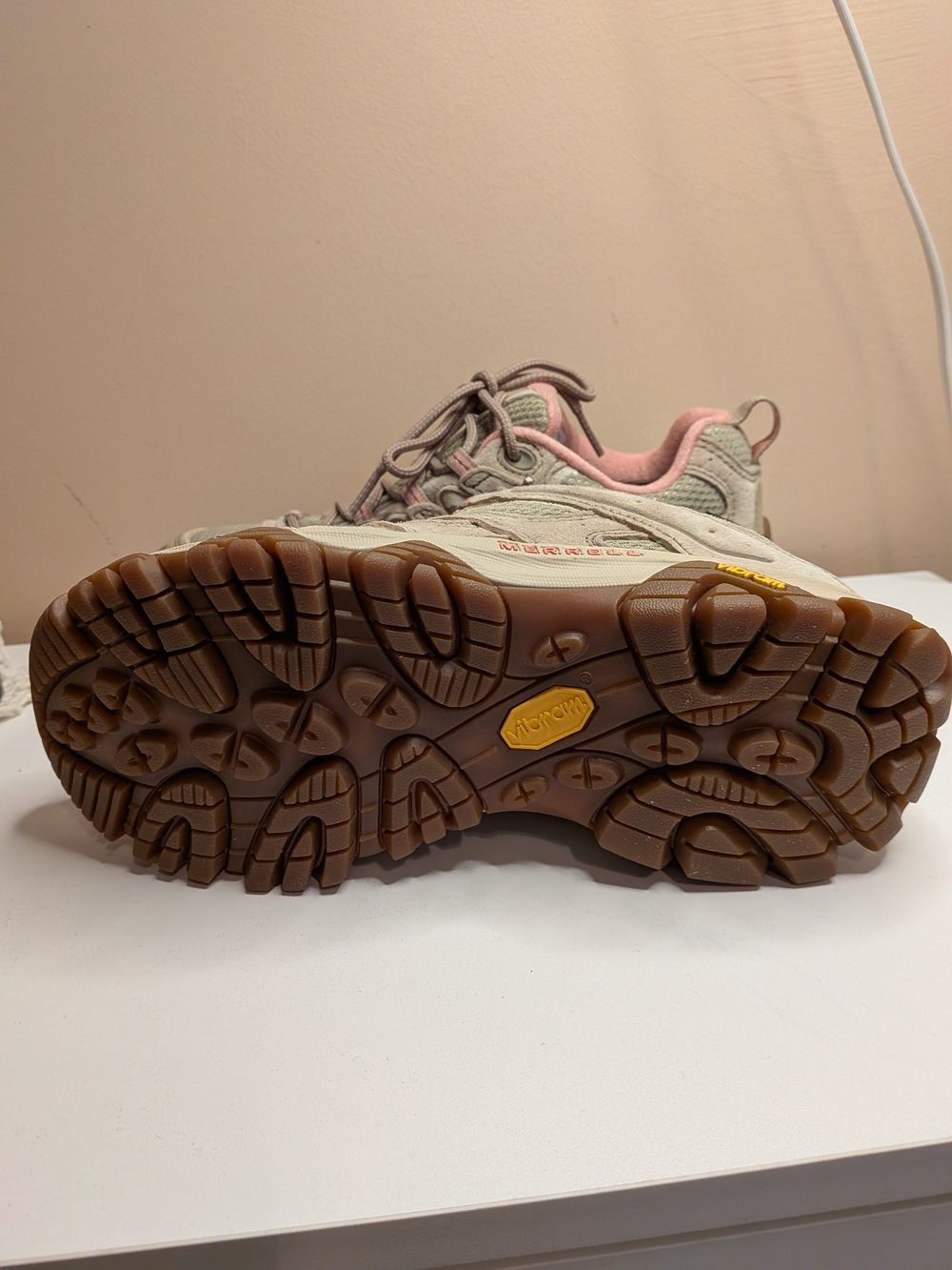 Merrell Moab 3 Waterproof Hiking Shoes Vibram Women’s 6 Beige Pink - Picture 4 of 11